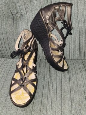 Fly London Yuke Lace-up Sandal